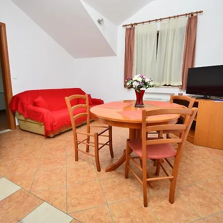 Mondo Guest house 3*