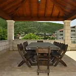 ゲストハウス Mondo Mokošica