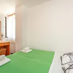 Mondo ゲストハウス Mokošica