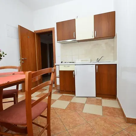 Mondo 3* Mokošica