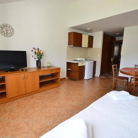 Mondo 3*